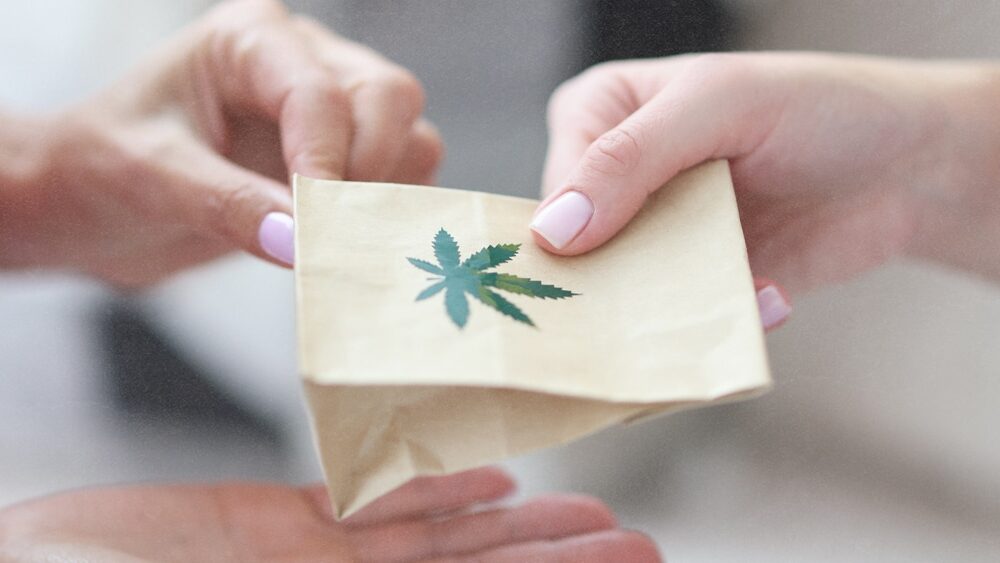 Missouri AG Sends 33 Cease and Desist Letters to Unlicensed Dispensaries